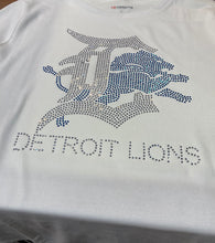 Load image into Gallery viewer, Detroit Lions Rhinestone Gildan Shirt