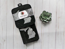 Load image into Gallery viewer, Michigan Towel & Potholder