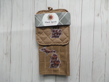 Load image into Gallery viewer, Michigan gift set with pot holder and towel; Michigan fabric