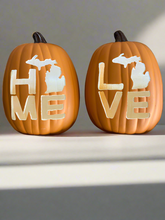 Load image into Gallery viewer, Foam Pumpkin Michigan
