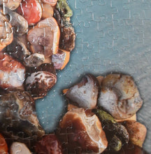 Load image into Gallery viewer, Michigan Rocks: Agates 550-Piece Puzzle
