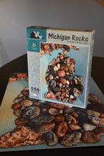 Load image into Gallery viewer, Michigan Rocks: Agates 550-Piece Puzzle
