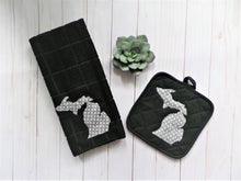 Load image into Gallery viewer, Michigan Towel &amp; Potholder
