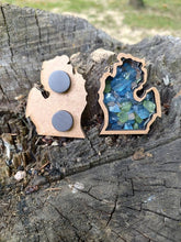 Load image into Gallery viewer, Lower Michigan shaped glass filled Magnet

