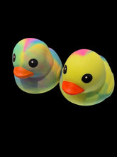 Load image into Gallery viewer, Squeeezy Duck
