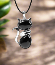 Load image into Gallery viewer, Crystal Cat Necklace
