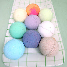 Load image into Gallery viewer, Blackberry Sage Bath Bombs - Fruity

